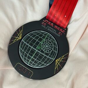 rundisney star wars 2021 virtual half marathon medal